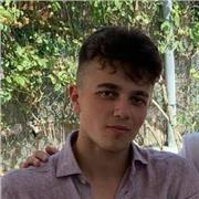 I'm an italian student just graduated at Ca Foscari University available to help young people or adults with the learning of the Italian language